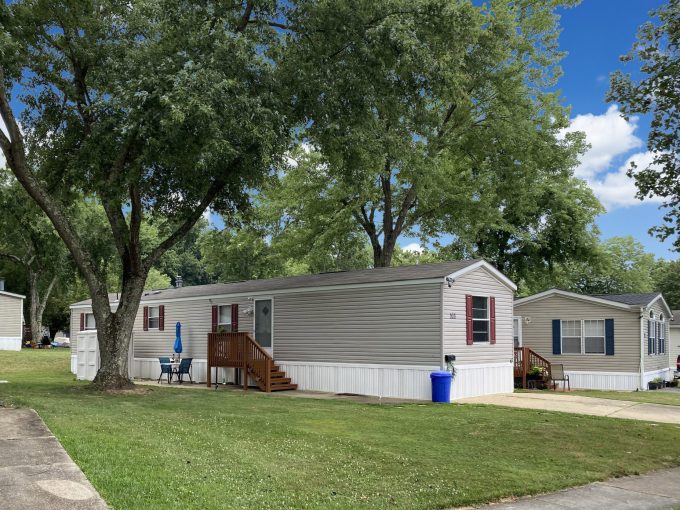 street view of homes in Southesast MHC